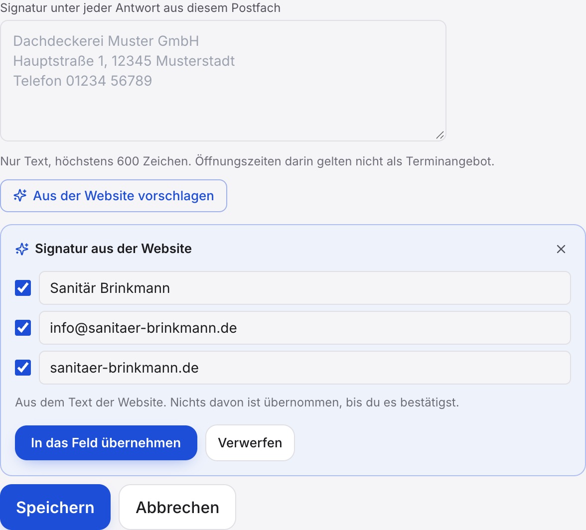 Das Feld „Signatur unter jeder Antwort aus diesem Postfach“, darunter der Kasten „Signatur aus der Website“ mit angehakten Zeilen für Name, Mailadresse und Website und dem Knopf „In das Feld übernehmen“.